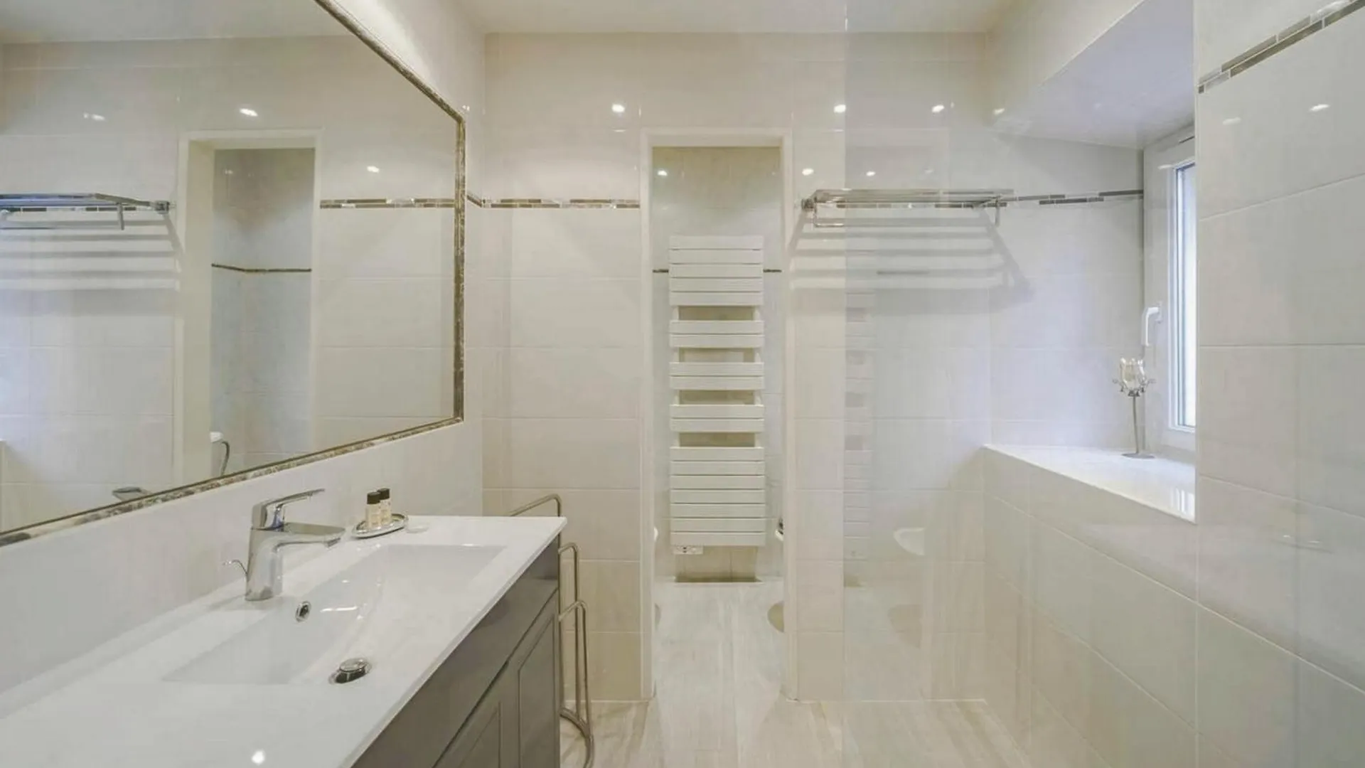 פריז Appartement Rocher